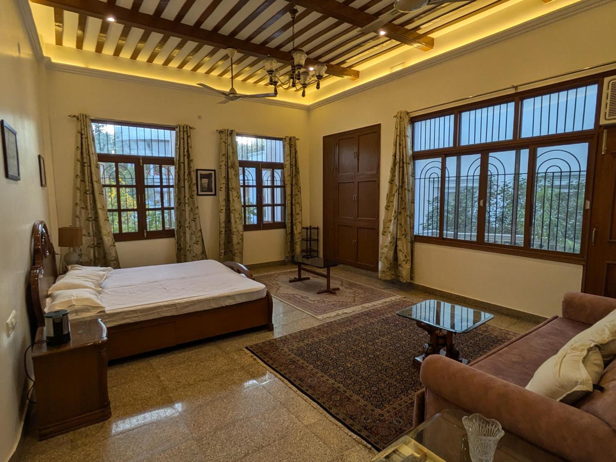 Mulberry Garden Hotel Varanasi Exterior foto
